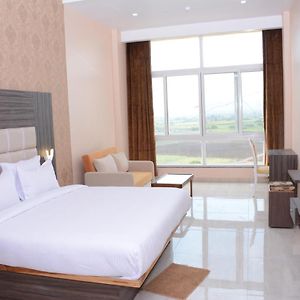 Ratnaa Resort